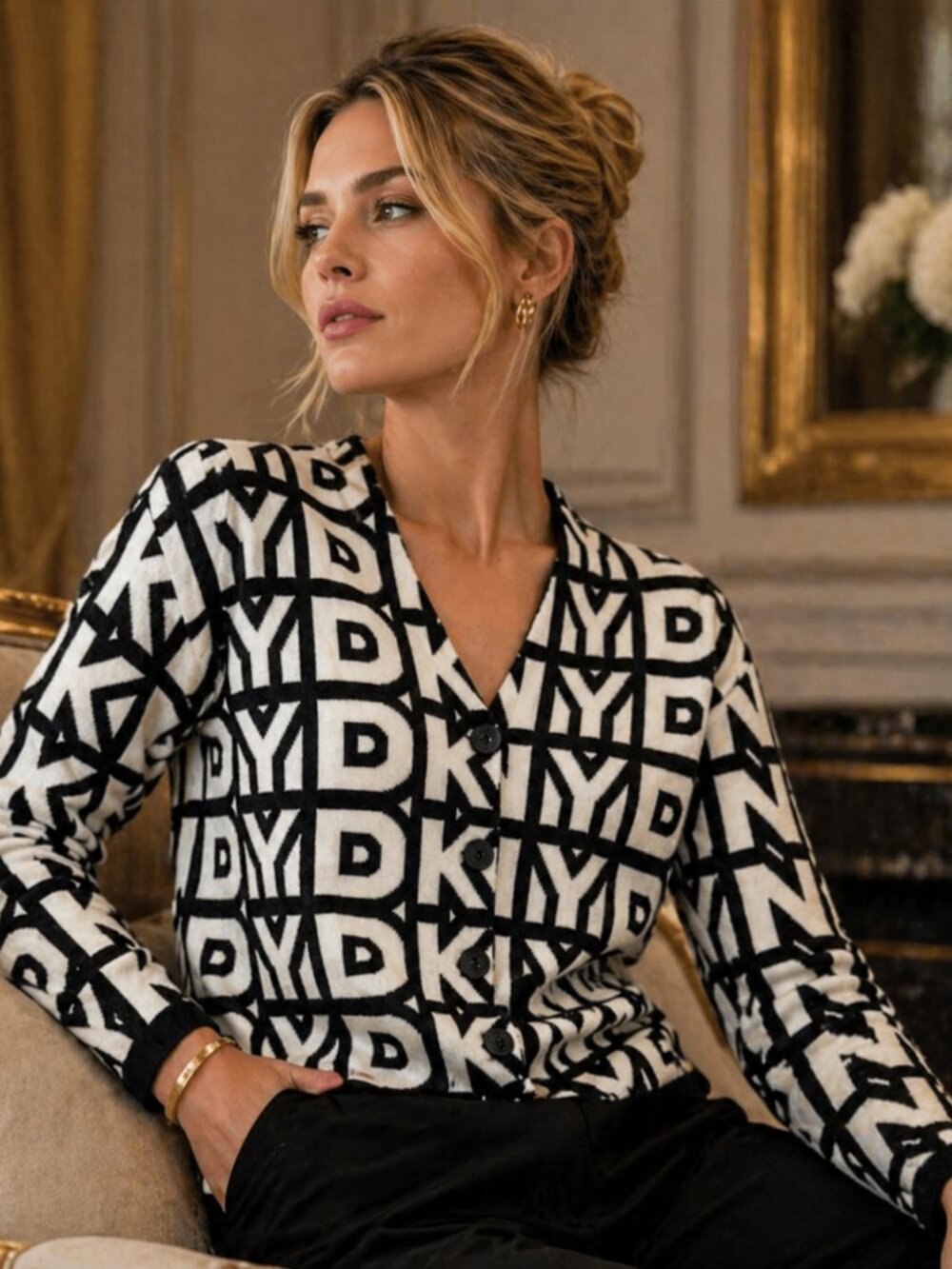 Donna Karan NY All Over Print DKNY Logo White/Black Cardigan - P5MXDX93 - Small